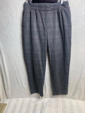 a new day Gray Glen Plaid Pants with Subtle Red Windowpane